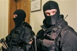 "В квартиру председателя Луганского УДАРа ворвались 20 милиционеров для обыска"