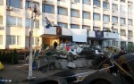"В Мариуполе протестующие покинули здание горсовета"